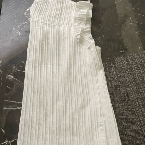 Brand new white blouse ❤️❤️ - Picture 5 of 5